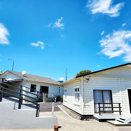 Kelly'S Riverside Motel Таумарунуи Екстериор снимка