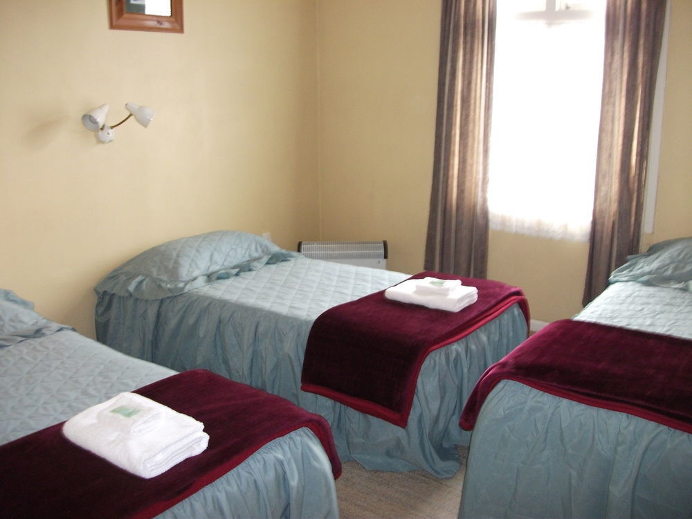 Kelly'S Riverside Motel Таумарунуи Екстериор снимка